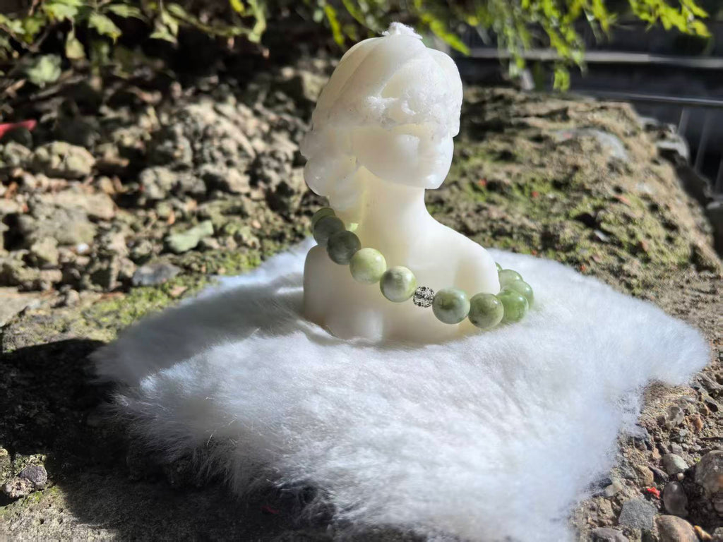 Xiuyan Jade