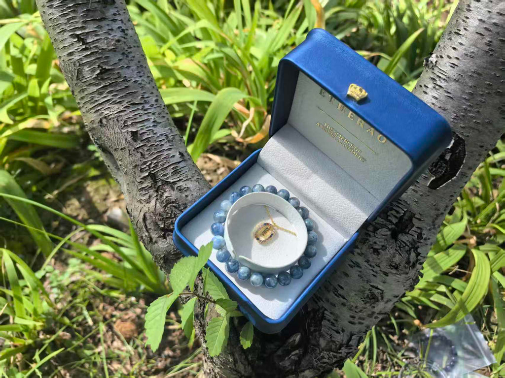 Kyanite